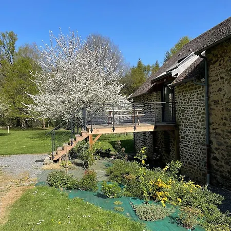 5 Personnes Le Bas Du Bois アパート Moitron-sur-Sarthe